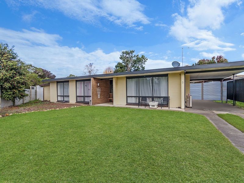 5 Darling Street, Heywood, Vic 3304 Property Details