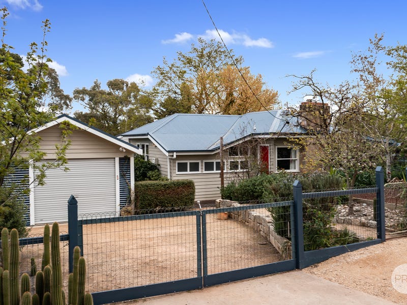42 Brown Street, Castlemaine, Vic 3450 Property Details