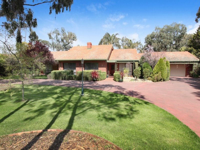 5 Airdrie Mews, Greenvale, Vic 3059 Property Details