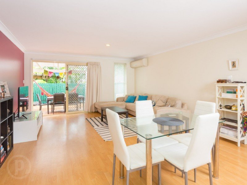 2/27 Skew Street, Sherwood, Qld 4075 Property Details