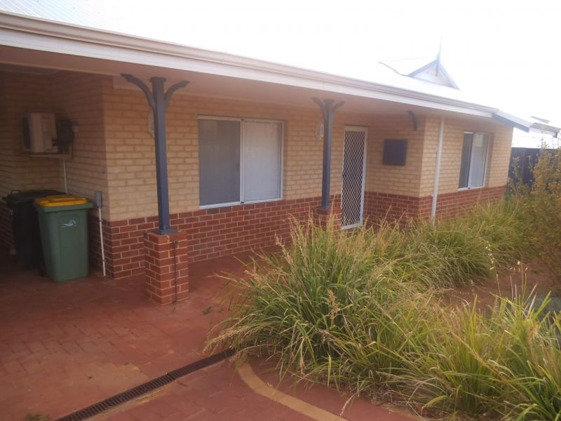 2A Hopetoun Avenue, Northam, WA 6401