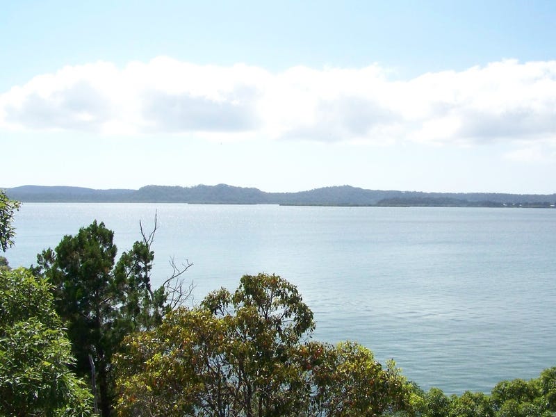 3 Azure Court, Lamb Island, QLD 4184