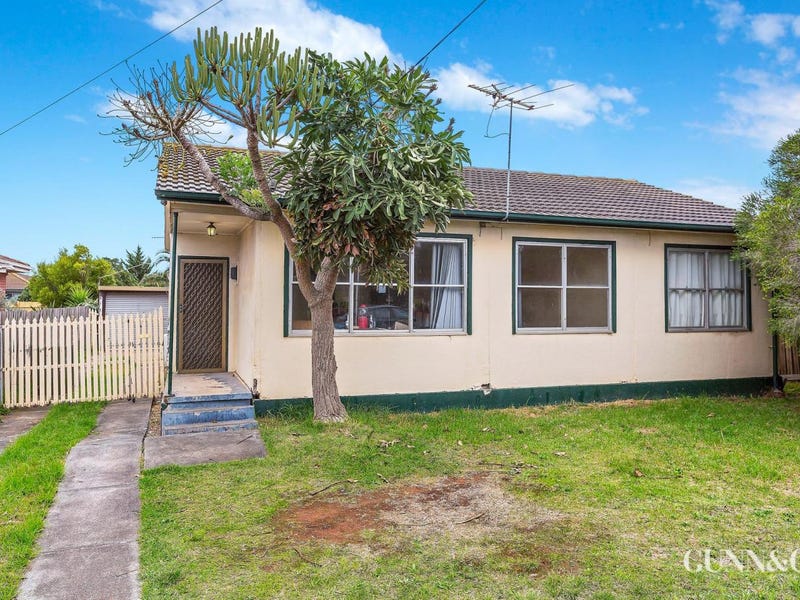 32 Whittaker Avenue, Laverton, Vic 3028 Property Details