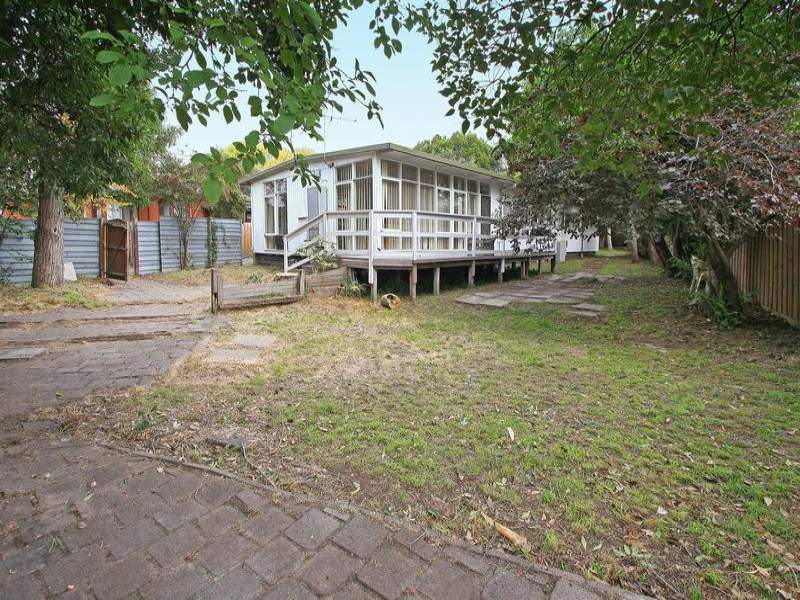 2 Bondi Street, Ringwood East, VIC