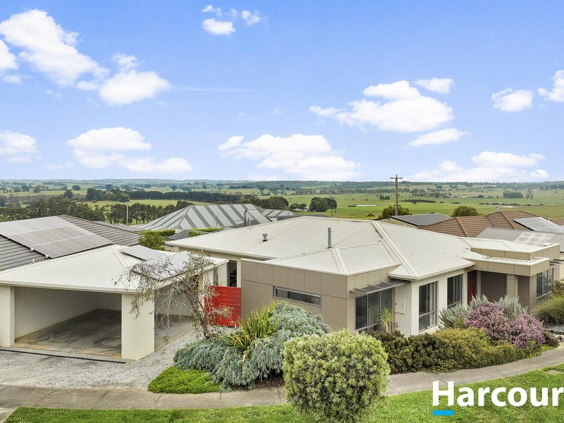 15 Burrows Way, Leongatha, Vic 3953 House for Sale