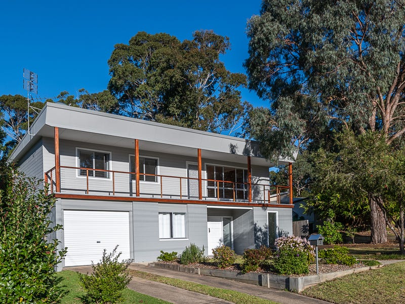3 Grove Place, Moruya Heads, NSW 2537