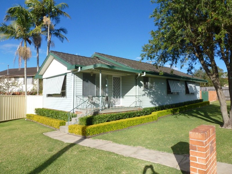 15 Wingham Road, Taree, NSW 2430