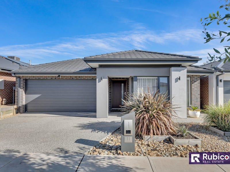 11 Dayspring Road, Deanside, Vic 3336 House for Sale