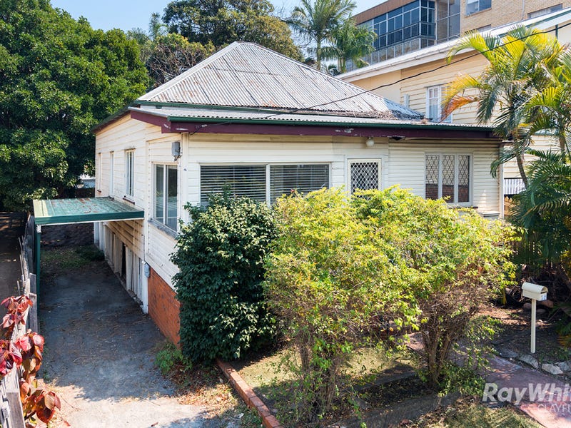 16 Rosemount Terrace, Windsor, QLD 4030