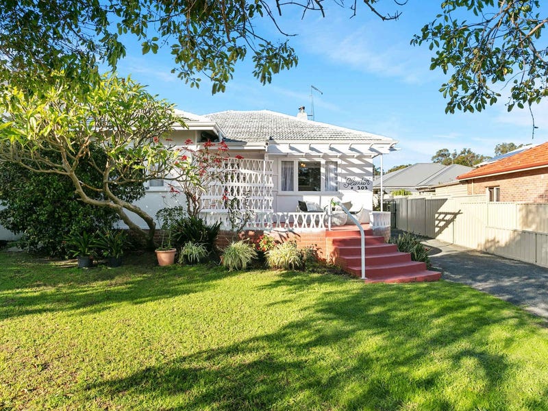 202 Gildercliffe Street, Scarborough, WA 6019 Property Details