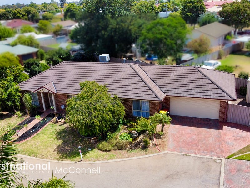 1 Menzies Court, Kyabram, Vic 3620 House for Sale