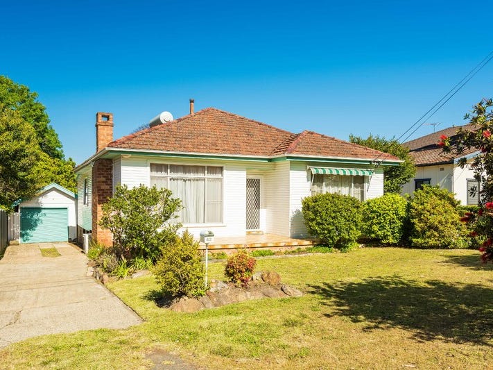 42 Girraween Avenue, Como, NSW 2226 Property Details