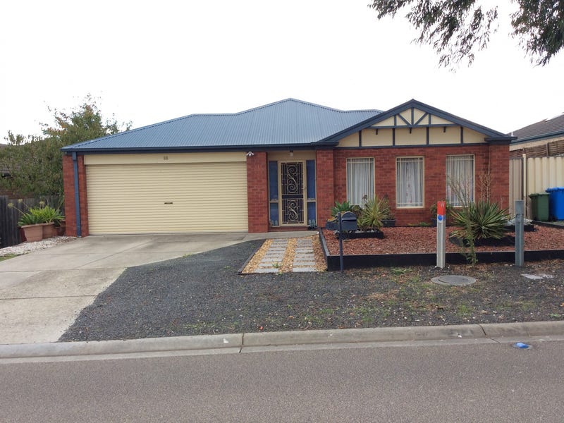 88 Langbourne Drive, Narre Warren South, VIC 3805