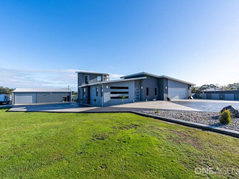 128 Lennah Drive, Wynyard, TAS 7325