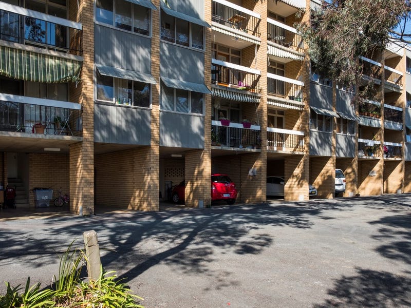 4/6 Edmondson Street, Campbell, ACT 2612 Property Details