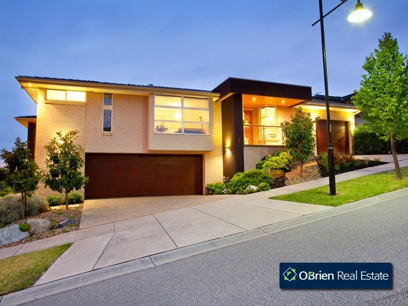 1 Ware Place, Berwick, Vic 3806 Property Details