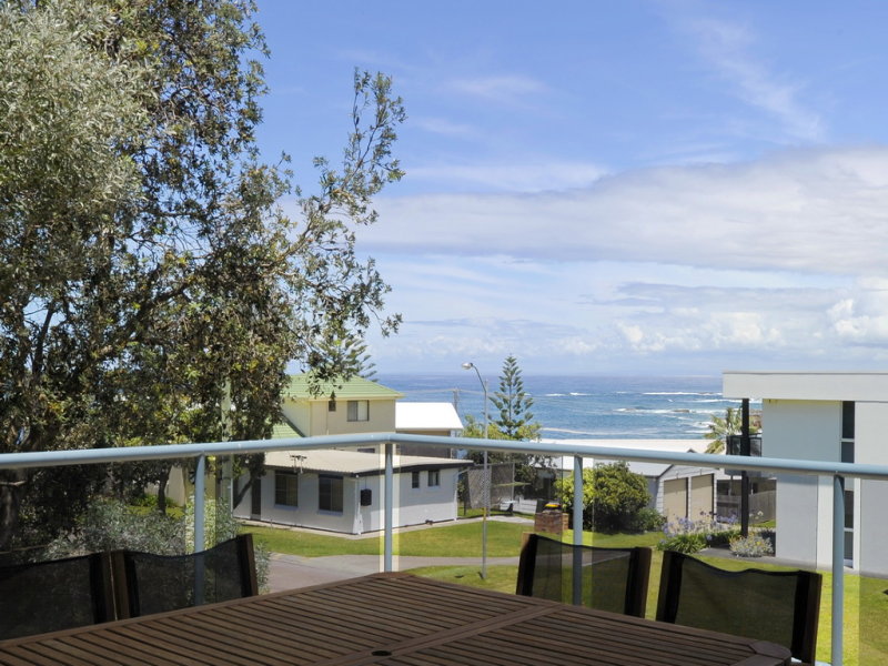 10 Coryule Street, Boat Harbour, NSW 2316