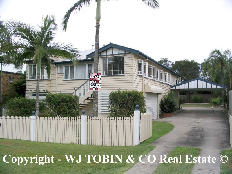 70 Lewis Street, Camp Hill, QLD 4152