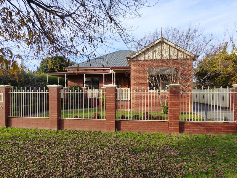 13 Smythe St, Benalla, Vic 3672 Property Details