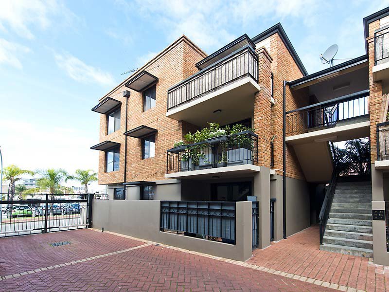 16/120 Lake Street, Perth, WA 6000 Property Details