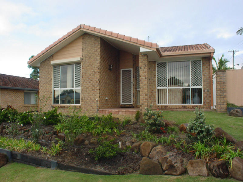 19 Thrush Avenue, Paradise Point, QLD 4216