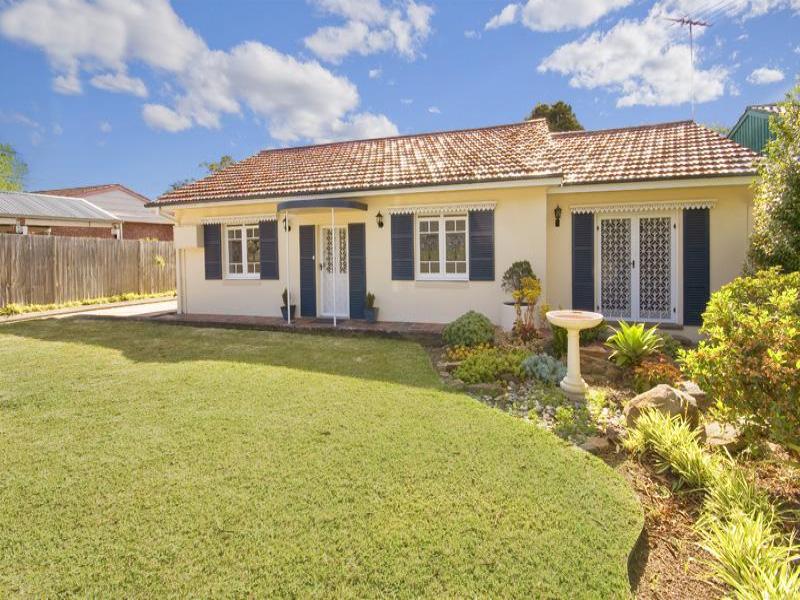35 Balmoral St, Waitara, NSW 2077 Property Details