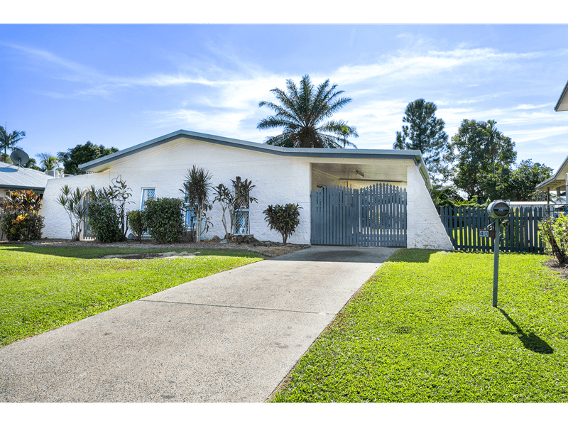 40 Tryal Street, Bentley Park, QLD 4869