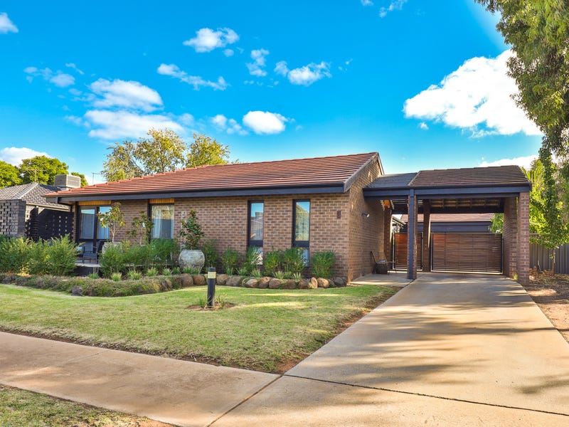 2 Nulty Drive, Robinvale, Vic 3549 Property Details