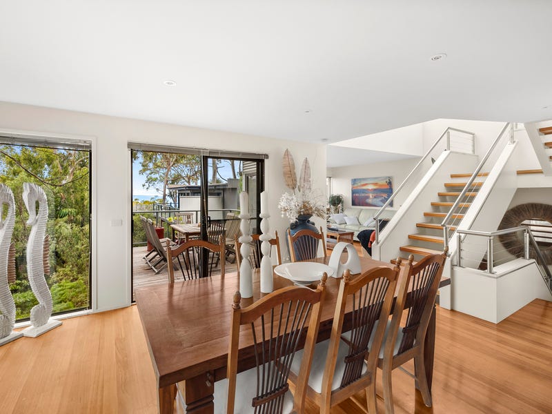 21 Toorak Terrace, Lorne, Vic 3232 House for Sale