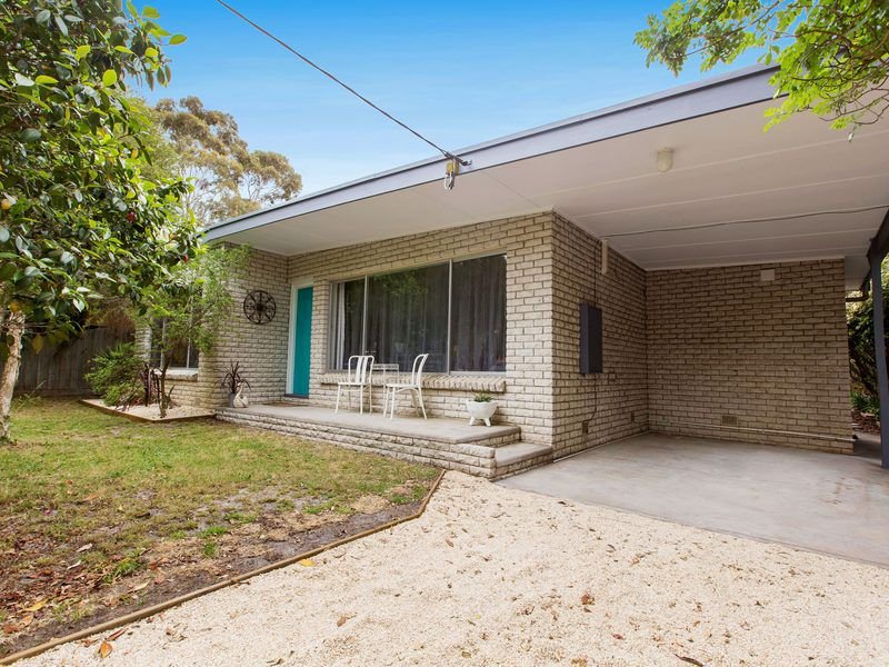 86 Foam Street, Rosebud, Vic 3939 Property Details
