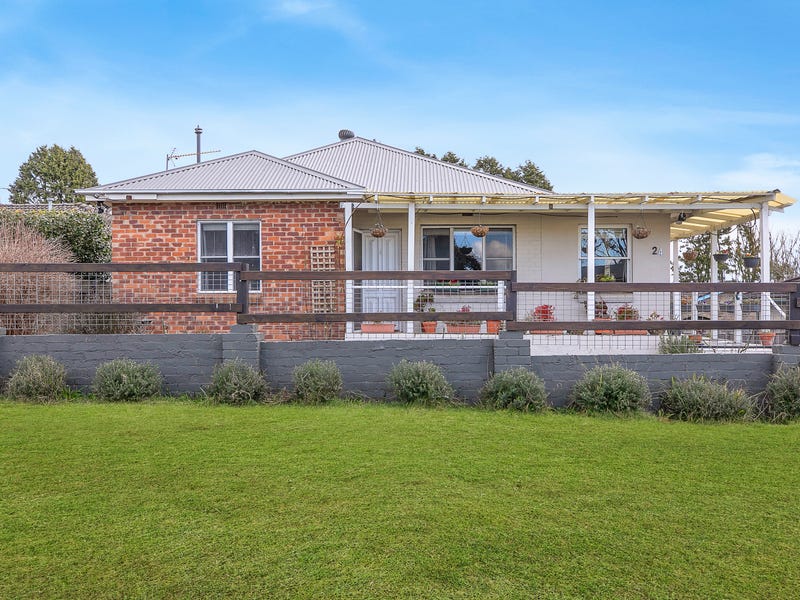 24 Beaconsfield Road, Moss Vale, NSW 2577