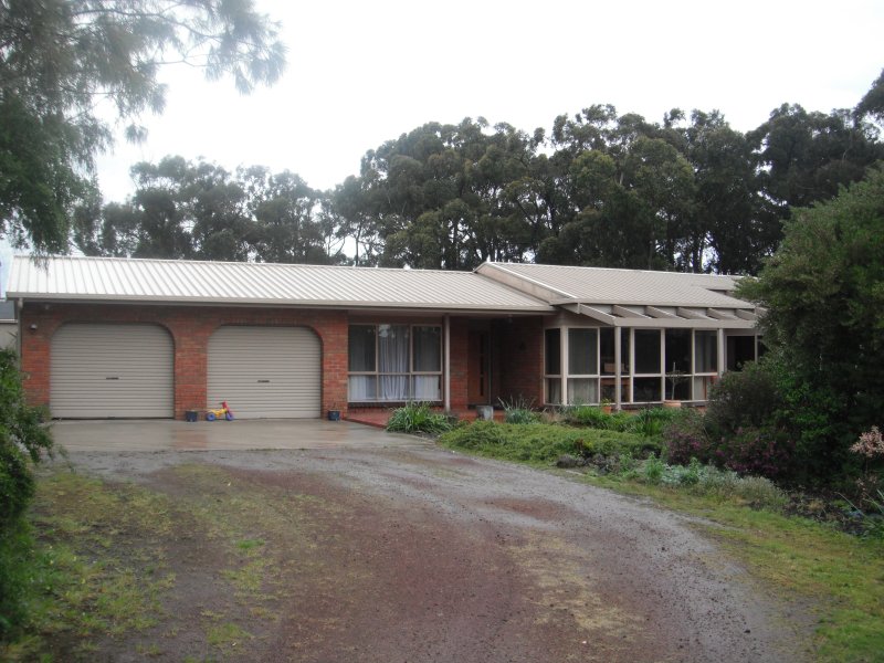140 Haywards Road, Timboon, Vic 3268 Property Details