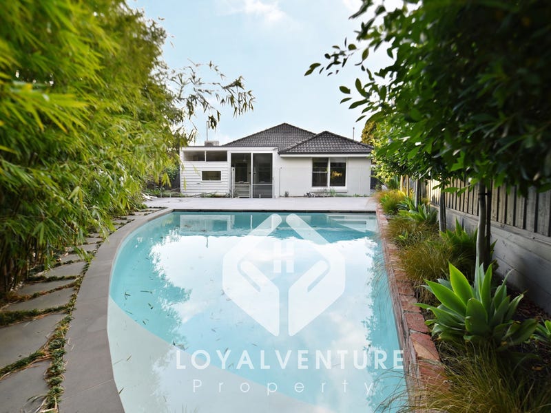 16 Hillview Road, Balwyn North, VIC 3104