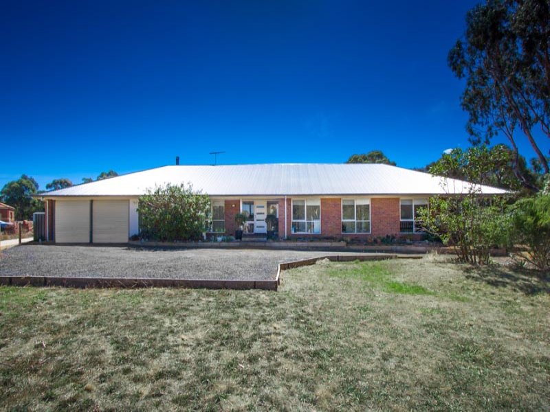 20 Gordon Crescent, Romsey, Vic 3434 Property Details