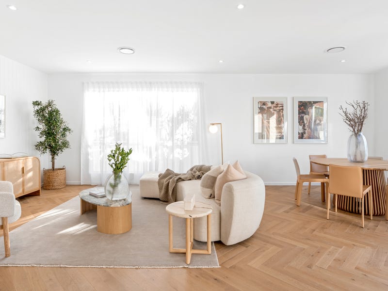 17a Kallay Street, Miami, Qld 4220 - Property Details