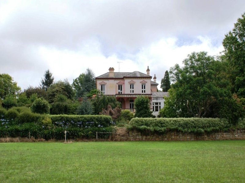 10 Carlisle Street, Bowral, NSW 2576 Property Details