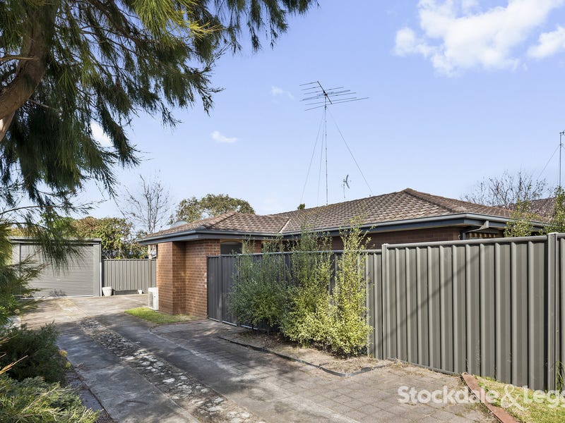 33 Pioneer Road, Grovedale, Vic 3216