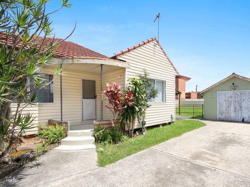 2 148 Church Street Wollongong Nsw 2500