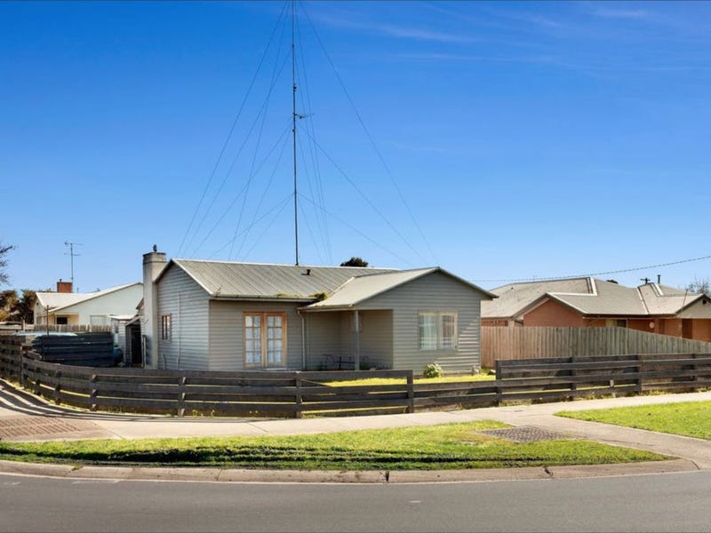 113 Queen St, Colac, Vic 3250 Property Details