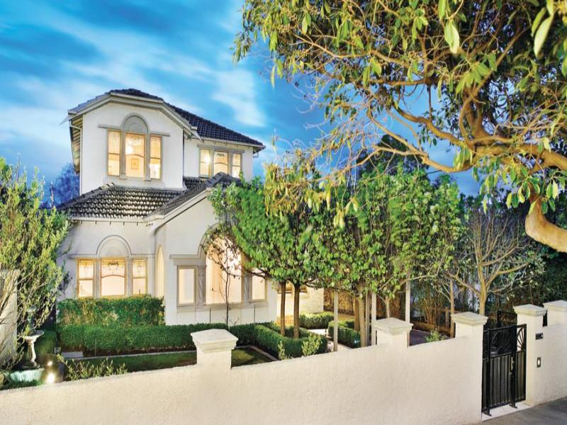 40 Swinburne Avenue, Hawthorn, Vic 3122 Property Details