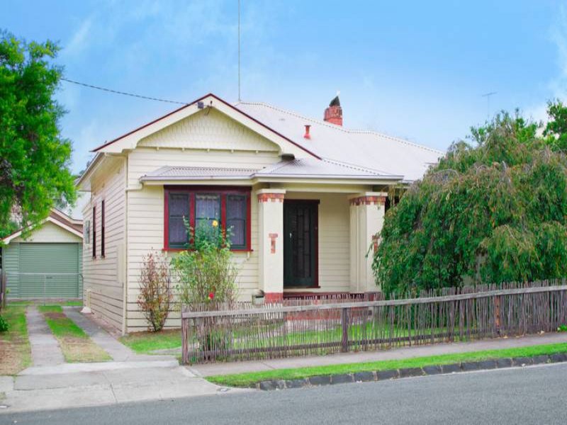 6 Cairns Avenue, Newtown, Vic 3220 Property Details
