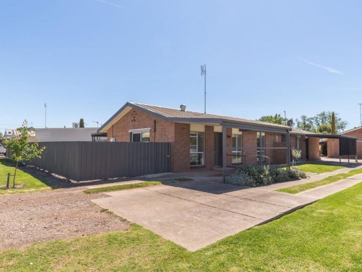 4 8 Robinson Street Horsham Vic 3400 Property Details