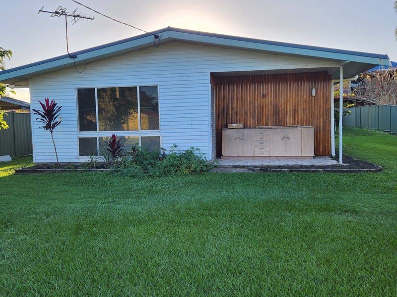 4 Jacobs Road, Kurrimine Beach, QLD 4871