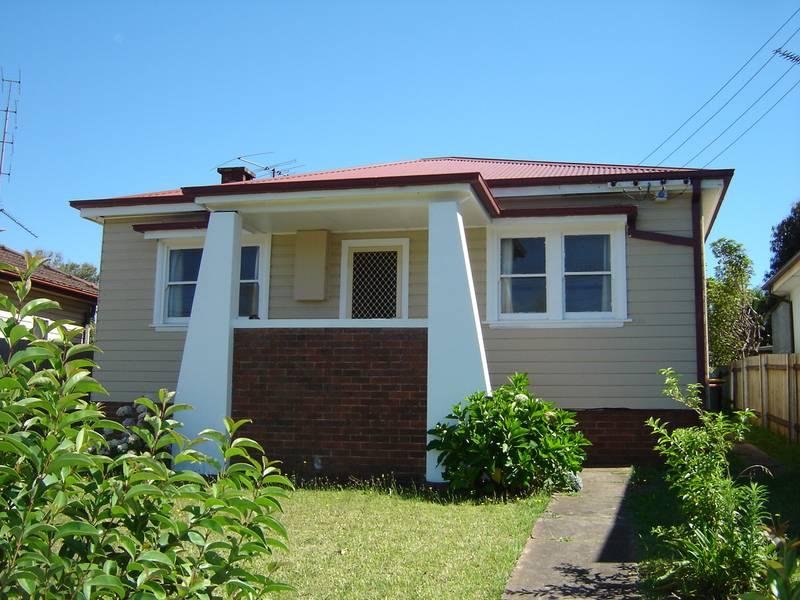 28 Monteith Street, Cringila, NSW 2502