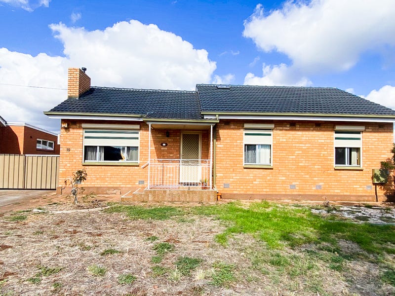 19 Jarvis Road, Elizabeth Vale, SA