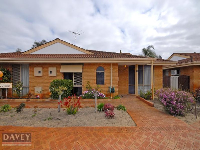 15/28 Marangaroo Drive, Marangaroo, WA 6064 Property Details