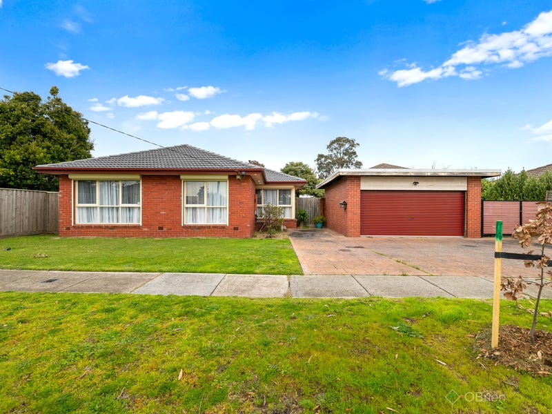 32 Duff Street, Cranbourne, Vic 3977 - Property Details