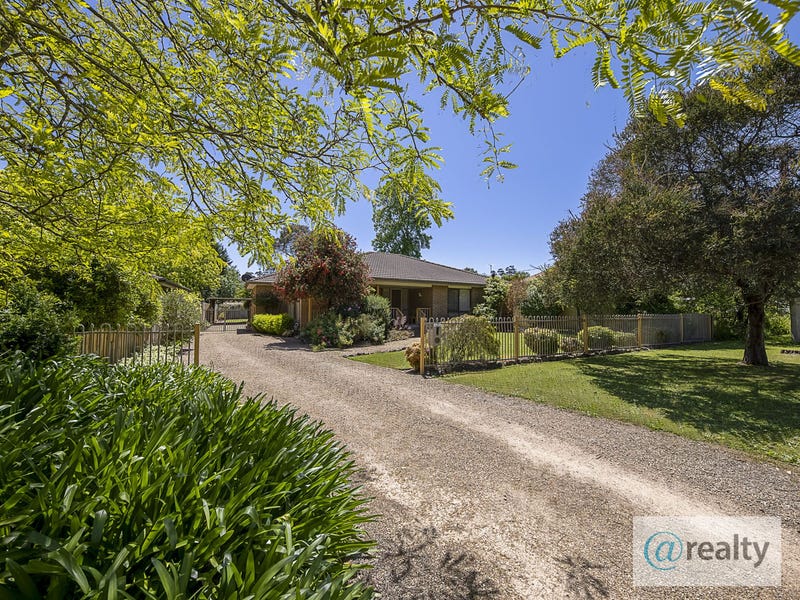 23 Thomas Road, Healesville, Vic 3777 Property Details