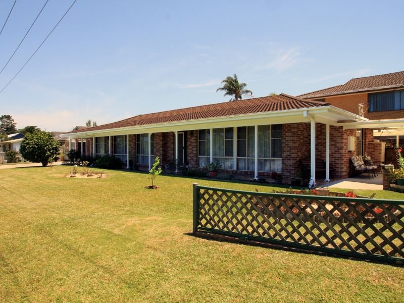 4 Phillip Street, Sussex Inlet, NSW 2540