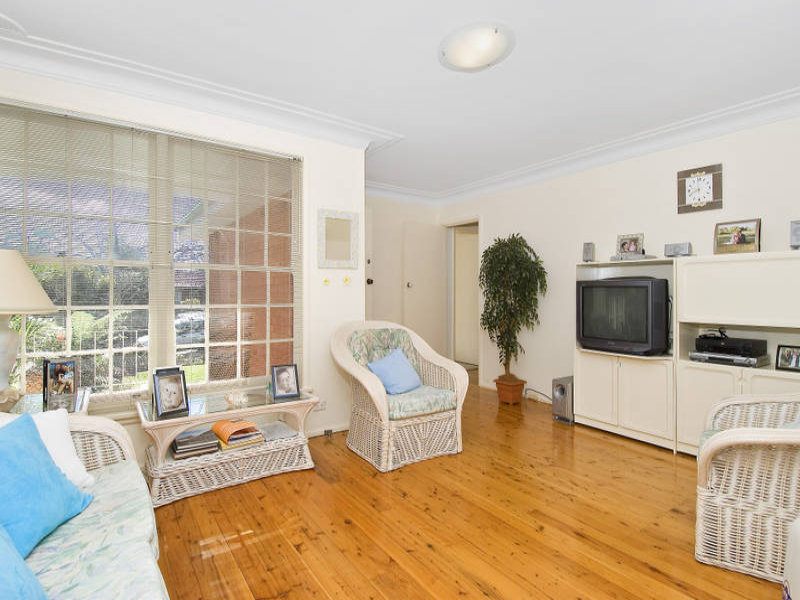 61 Rose Avenue, Wheeler Heights, NSW 2097